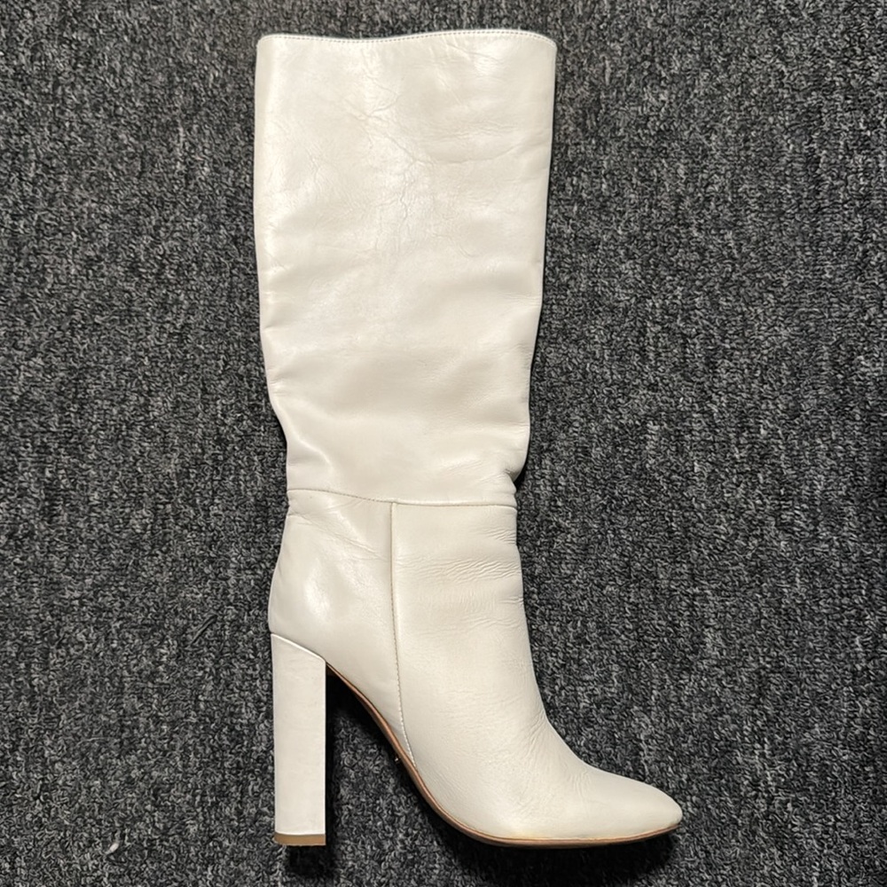 Beautiful white boots